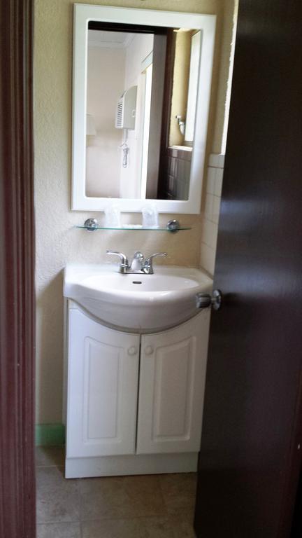 Campbell Motel Cocoa Kamer foto